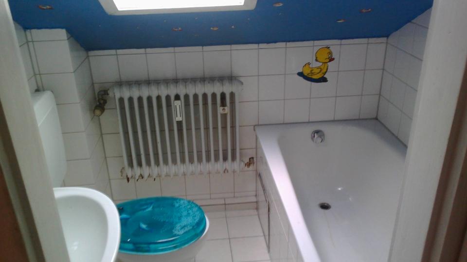 Dachgeschoßwohnung Schwieberdingen - 4 Zimmer, 80 m&sup2;, 1.195&euro; | Angebot:26543771