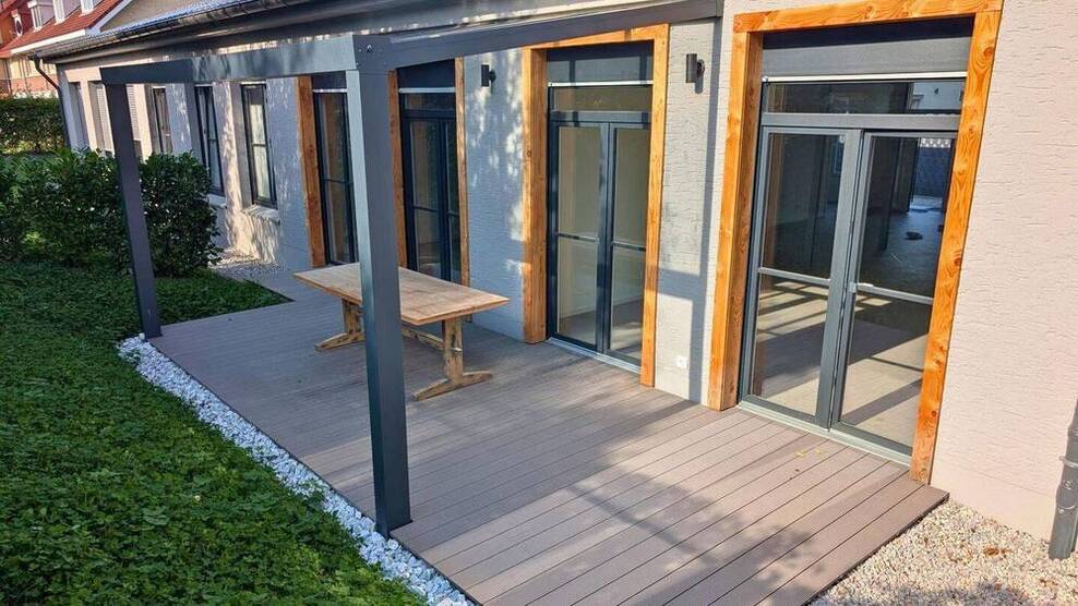 ERSTBEZUG - Loft-Wohnung in Herbede - Wohnen auf einer Ebene mit großer Terrasse und eigenem Eingang 3 zimmer