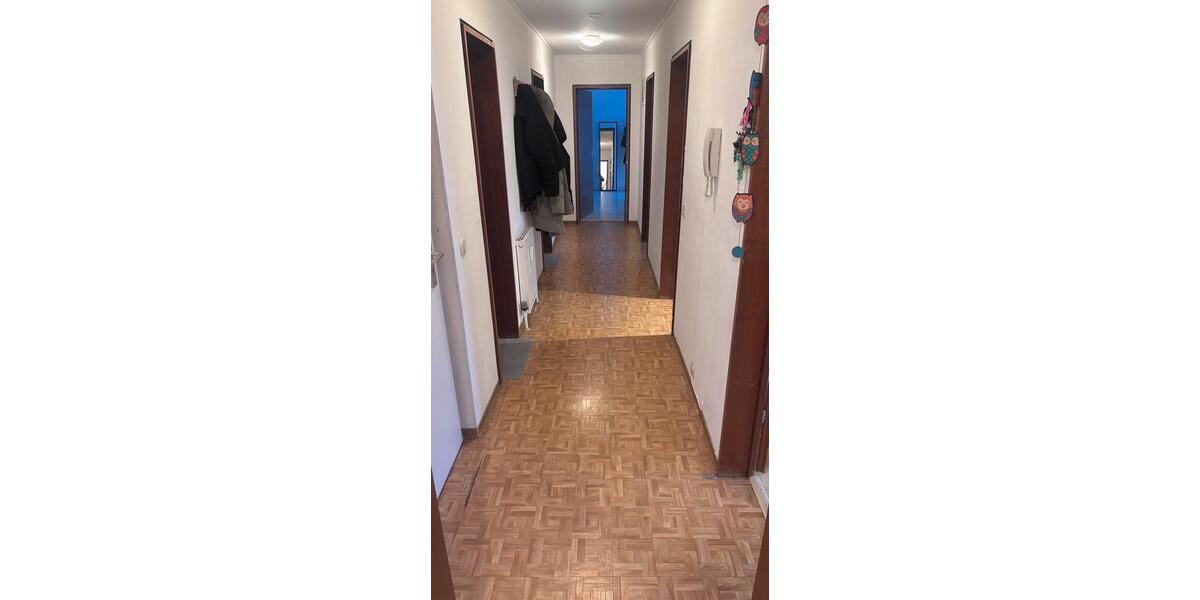 Hochparterre Tamm - 3 Zimmer, 82 m&sup2;, 1.100&euro; | Angebot:25838313