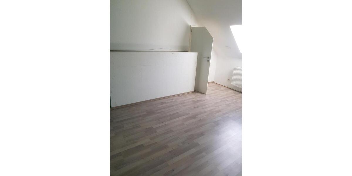Dachgeschoßwohnung Ostercappeln - 2 Zimmer, 75 m&sup2;, 560&euro; | Angebot:26149520