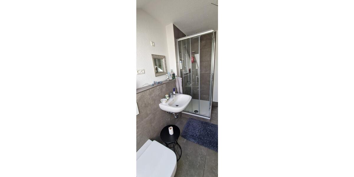 Dachgeschoßwohnung Taunusstein - 2 Zimmer, 51 m&sup2;, 650&euro; | Angebot:26690852