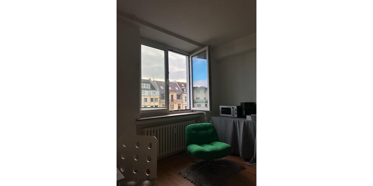 Wohnen auf Zeit Köln Innenstadt - 1 Zimmer, 20 m&sup2;, 875&euro; | Angebot:25989702