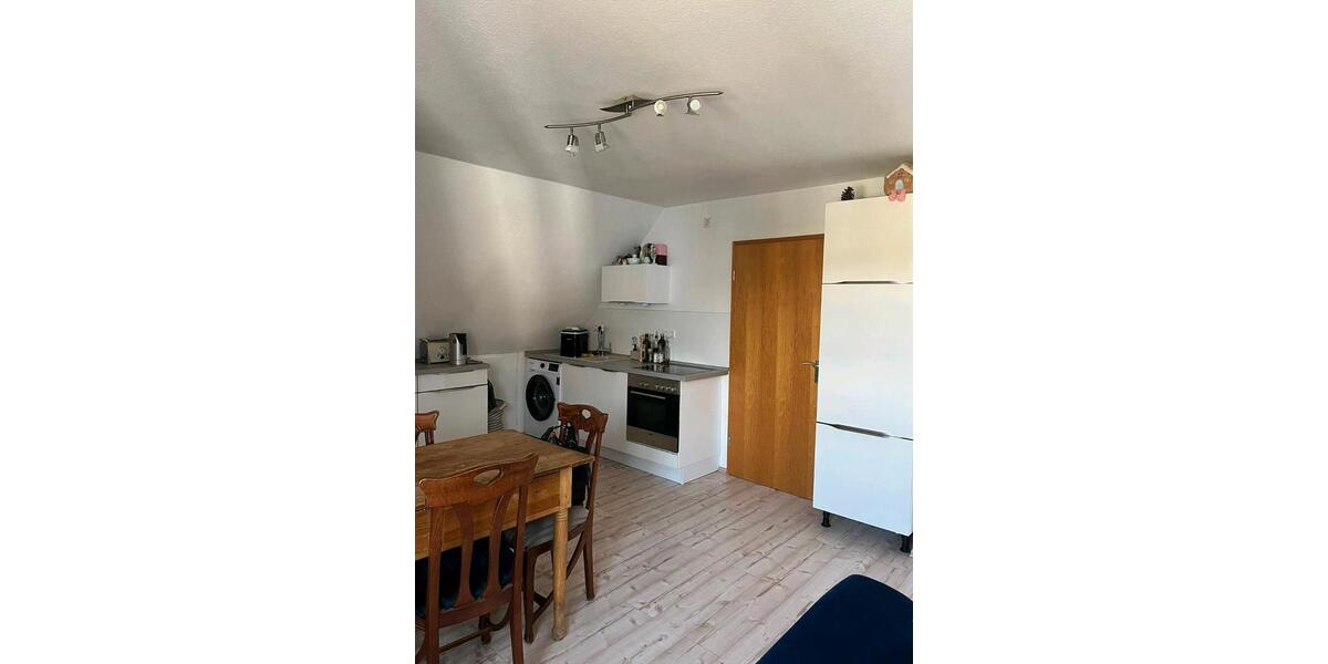 Dachgeschoßwohnung Bammental - 1.5 Zimmer, 60 m&sup2;, 800&euro; | Angebot:25446950