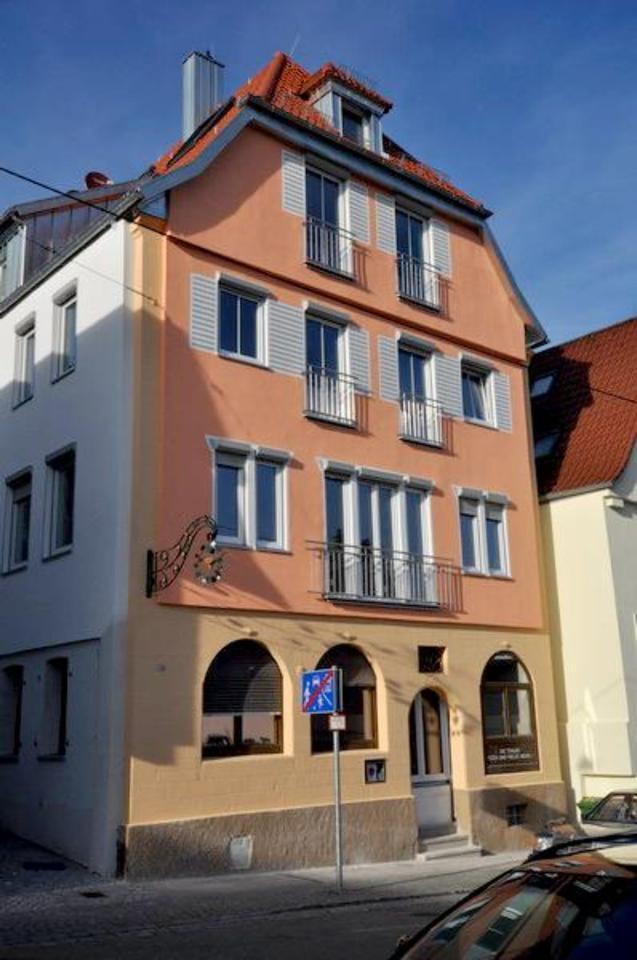 möbl. Zim in einer Dachwhg, 3er WG free-Wifi U2 WM Spm