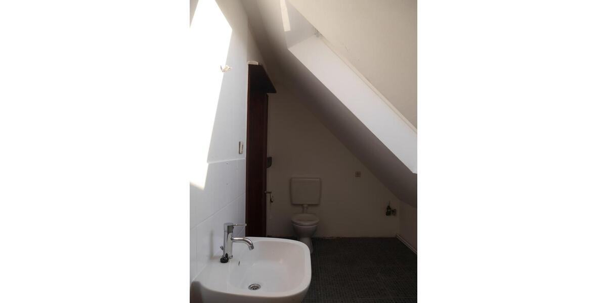 Dachgeschoßwohnung Salzwedel - 4 Zimmer, 106 m&sup2;, 520&euro; | Angebot:26125382
