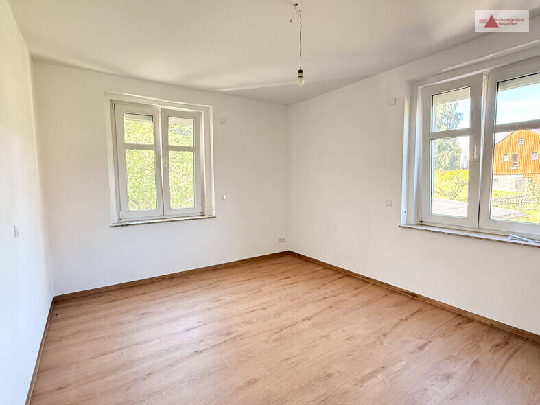 Etagenwohnung Burkhardtsdorf - 3 Zimmer, 77 m&sup2;, 720&euro; | Angebot:26066044