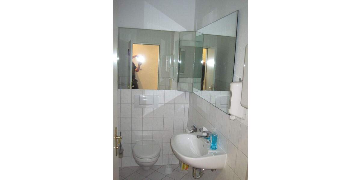 Zimmer Halle (Saale) Innenstadt - 215&euro; | Angebot:25661095