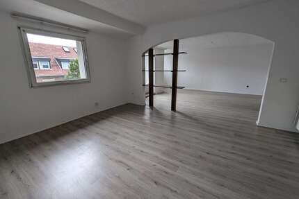 Wohnung Duisburg Hochemmerich - 3 Zimmer, 100 m&sup2;, 600&euro; | Angebot:23593149