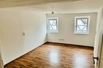 Etagenwohnung Reutlingen Reutlingen (Kernstadt) - 6 Zimmer, 130 m&sup2;, 1.300&euro; | Angebot:26589595