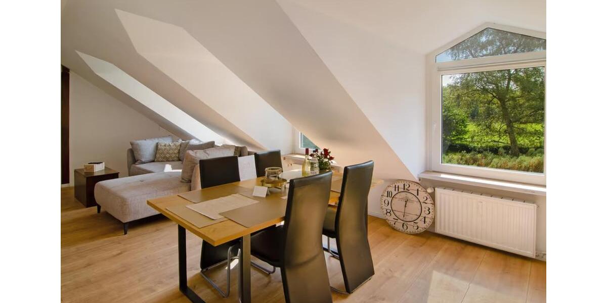 Wohnen auf Zeit Schortens - 5 Zimmer, 110 m&sup2;, 50&euro; | Angebot:24453198