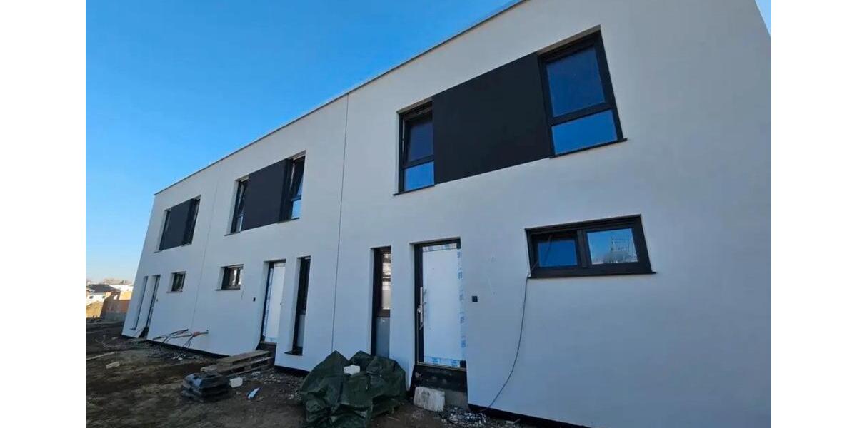 *Neubau-Reihenendhaus in TOP Lage* 4 zimmer