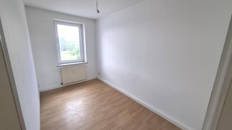 Freundliche, frisch renovierte 3-Zi.-Whg. an den Gärten 3 zimmer