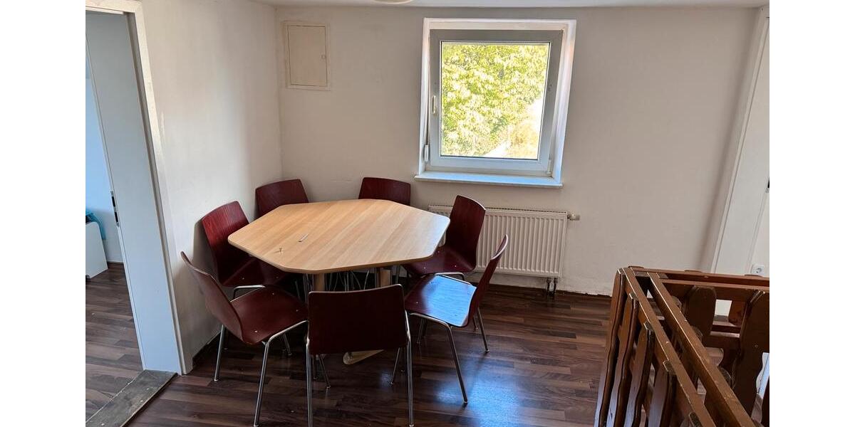 Wohnen auf Zeit Ellzee - 4 Zimmer, 90 m&sup2;, 18&euro; | Angebot:24534504