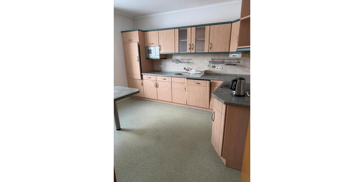 Einfamilienhaus Elsterwerda - 3 Zimmer, 90 m&sup2;, 1.500&euro; | Angebot:25285363