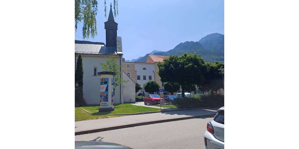 Etagenwohnung Bad Reichnehall - 3 Zimmer, 107 m&sup2;, 1.210&euro; | Angebot:25387513