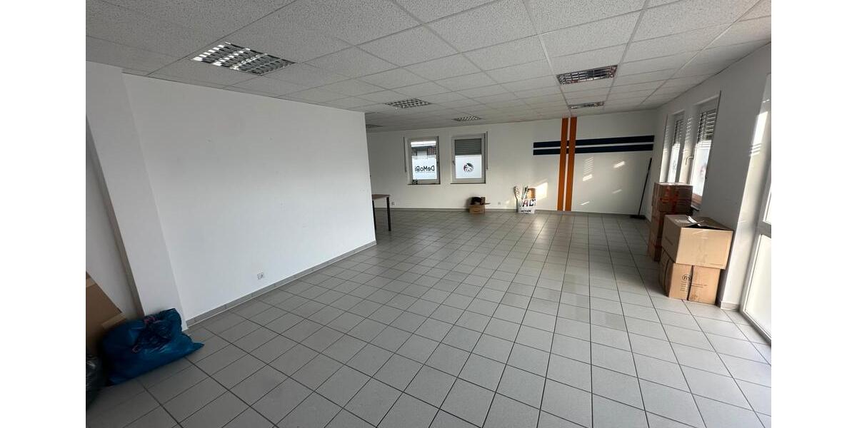 Gewerbeobjekt Wermelskirchen - 925&euro; | Angebot:24638662