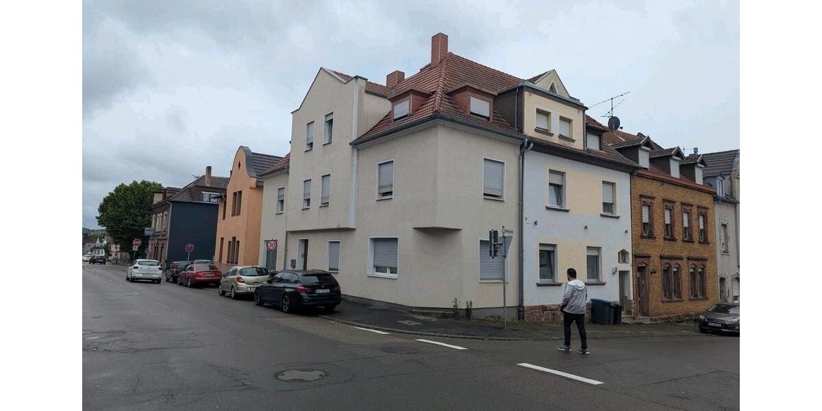 Einfamilienhaus Saarbrücken Scheidt - 4 Zimmer, 172 m&sup2;, 1.400&euro; | Angebot:24780403