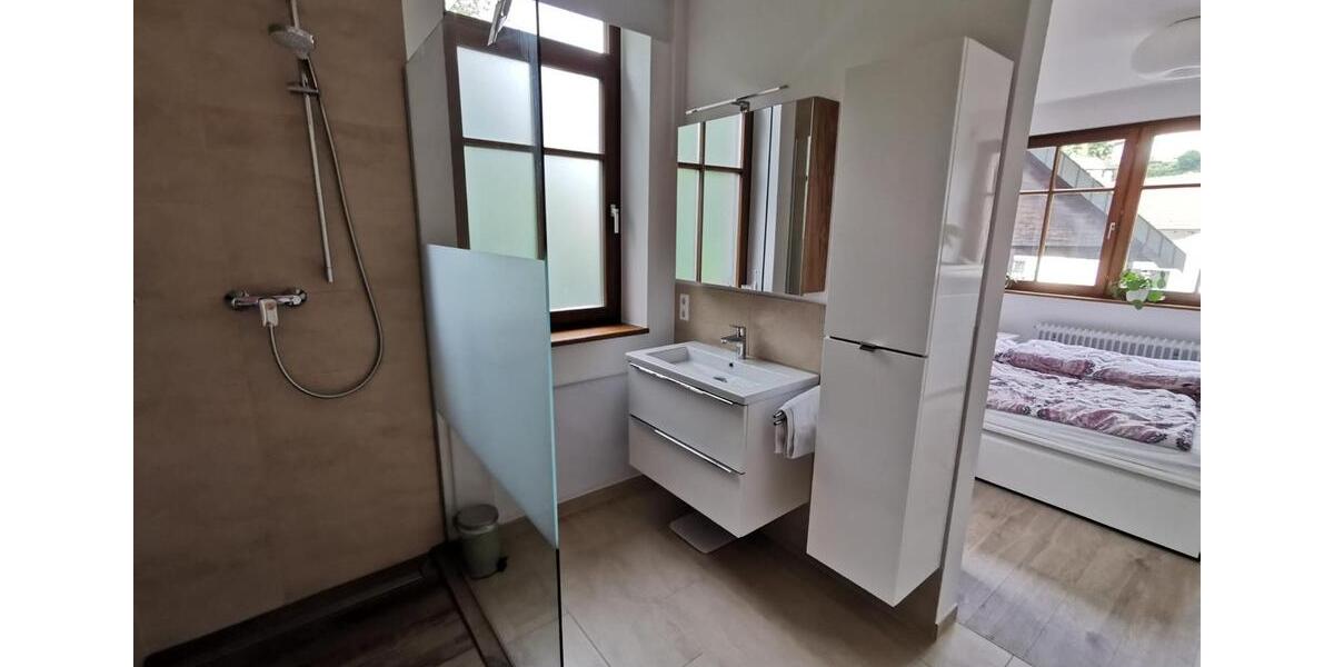 Erdgeschoßwohnung Bühlertal - 3 Zimmer, 82 m&sup2;, 1.220&euro; | Angebot:24841115