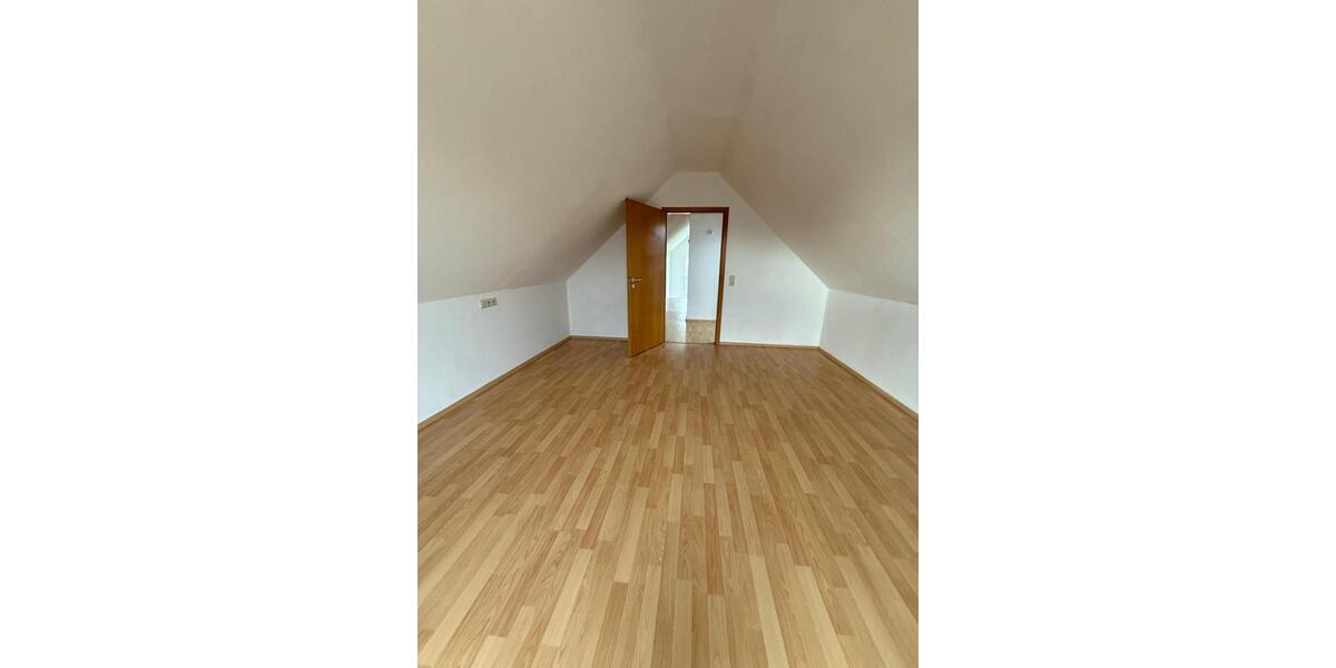 Maisonettenwohnung Kressbronn am Bodensee - 3.5 Zimmer, 78 m&sup2;, 1.310&euro; | Angebot:25965646