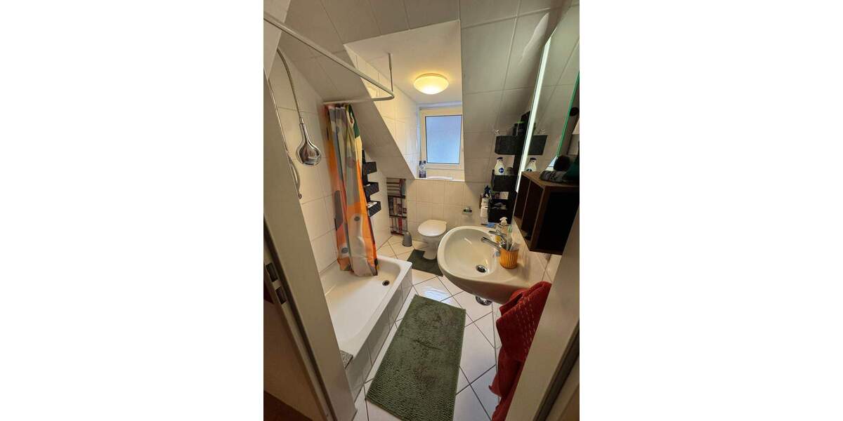 ***kl. gemütliche 2-Zimmer DG- Wohnung in der Altstadt von Nürnberg 2 zimmer