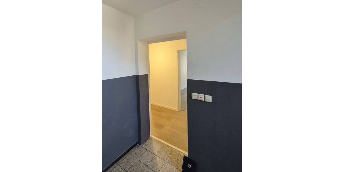 Etagenwohnung Singen (Hohentwiel) Singen - 3 Zimmer, 80 m&sup2;, 900&euro; | Angebot:26388607