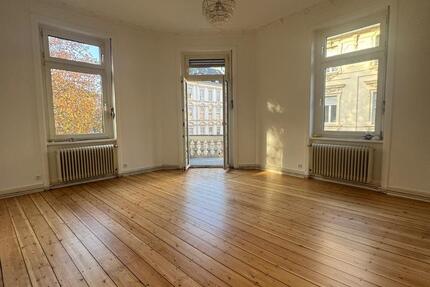 Wohnung Wiesbaden - 4 Zimmer, 93 m&sup2;, 1.300&euro; | Angebot:24433887