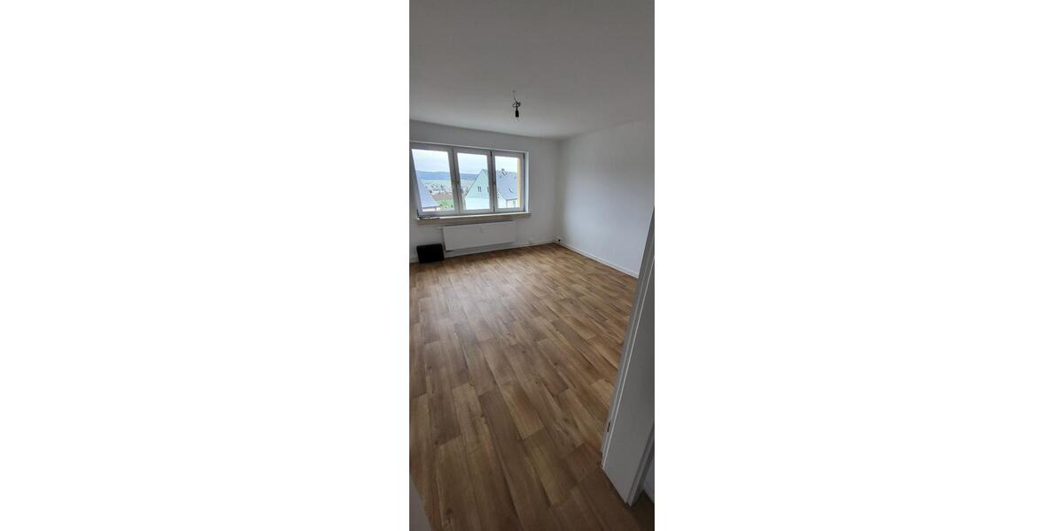 Etagenwohnung Lauter-Bernsbach Bernsbach - 3 Zimmer, 63 m&sup2;, 410&euro; | Angebot:26283434