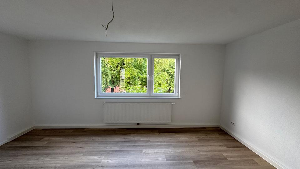 Kernsanierte helle 3 Zimmer Wohnung - Top Lage zimmer