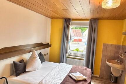 Wohnen auf Zeit Ostfildern - 1 Zimmer, 12 m&sup2;, 680&euro; | Angebot:24629175