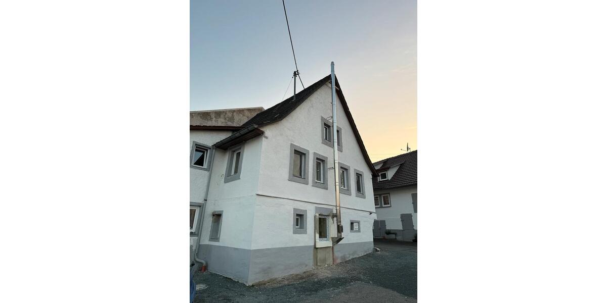 Einfamilienhaus Lauda-Königshofen Königshofen - 6 Zimmer, 140 m&sup2;, 1.350&euro; | Angebot:25259011