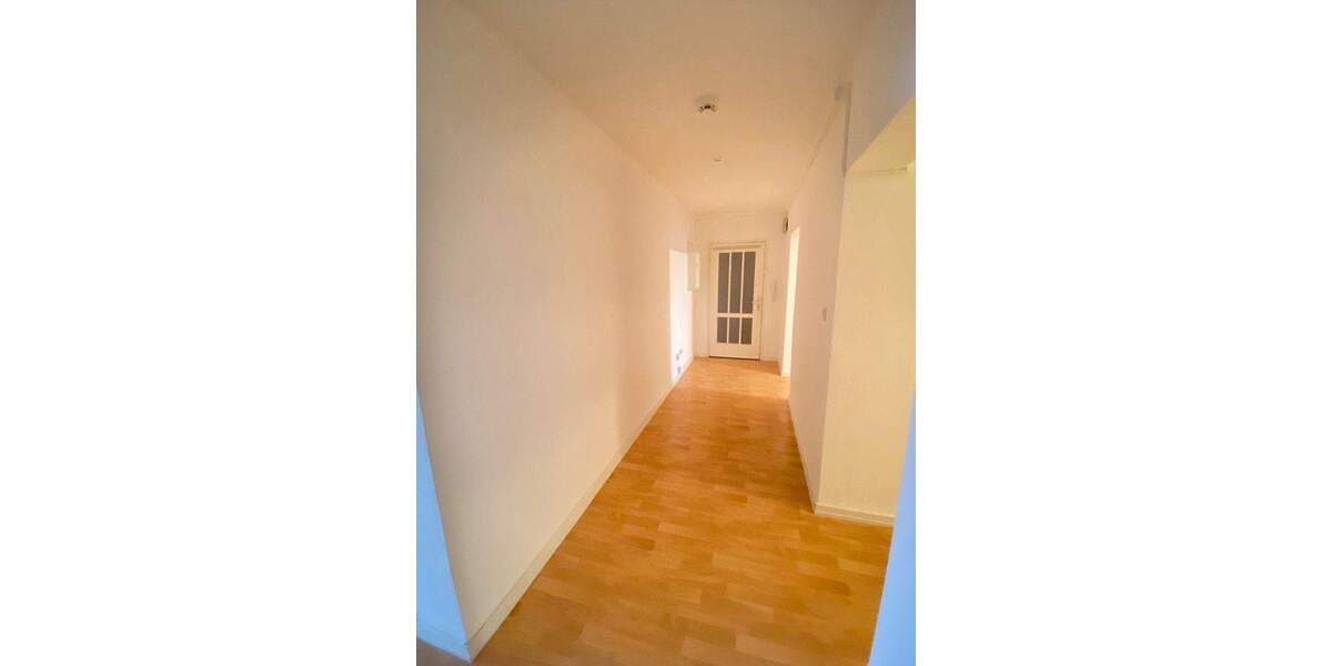 Gepflegte 3 ZKB mit Balkon in Stadennähe 3 zimmer