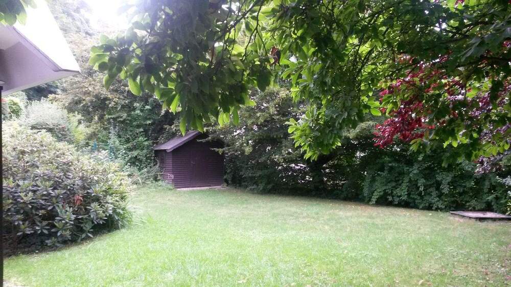 Bungalow Bonn Lannesdorf - 3 Zimmer, 151 m&sup2;, 2.195&euro; | Angebot:25729390