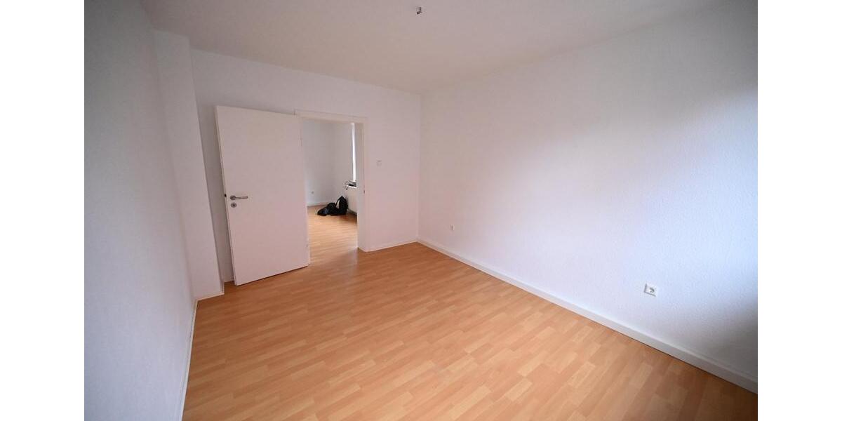 Etagenwohnung Hannover Linden-Limmer - 2 Zimmer, 45 m&sup2;, 585&euro; | Angebot:24980895