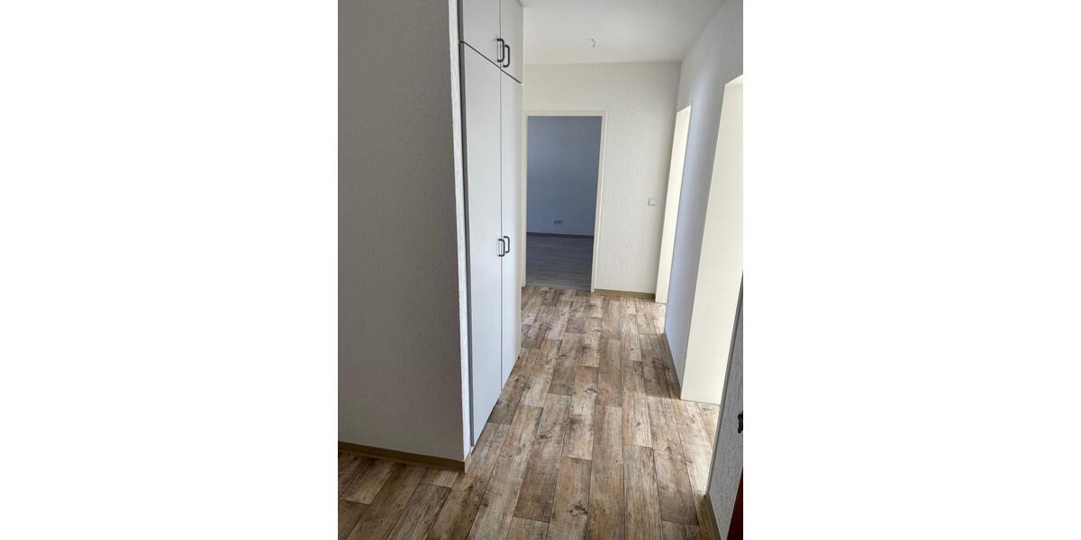 Dachgeschoßwohnung Halberstadt - 3 Zimmer, 75 m&sup2;, 389&euro; | Angebot:24677918