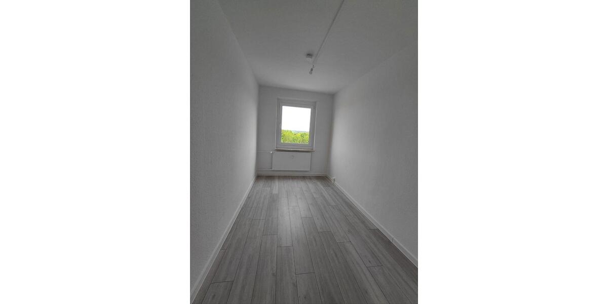 Etagenwohnung Südliches Anhalt - 3 Zimmer, 61 m&sup2;, 304&euro; | Angebot:25477576