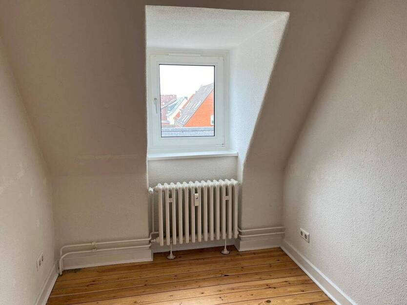 Charmante Dachgeschoßwohnung im Herzen vom Dietrichsdorf
