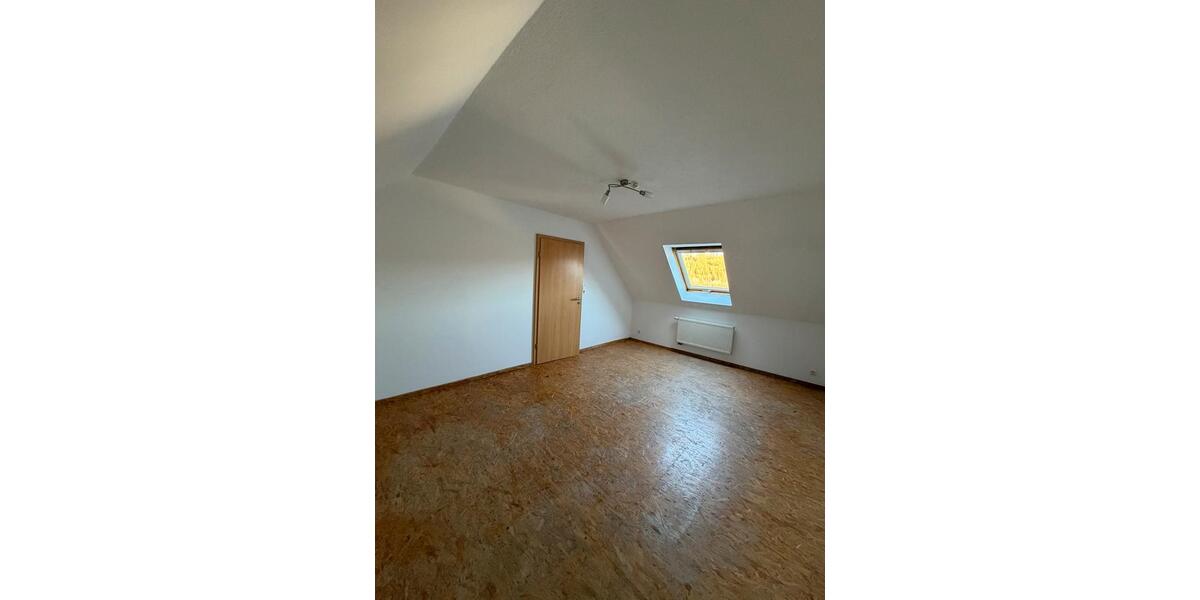 Etagenwohnung Nümbrecht - 3 Zimmer, 80 m&sup2;, 780&euro; | Angebot:26150885