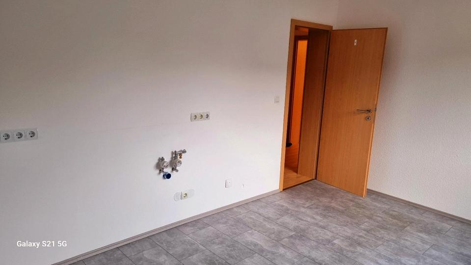Etagenwohnung Kronach - 4 Zimmer, 130 m&sup2;, 900&euro; | Angebot:25931411