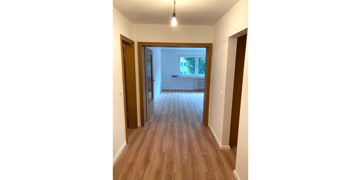 Etagenwohnung Duisburg Duisburg-Mitte - 2 Zimmer, 61 m&sup2;, 520&euro; | Angebot:24678840
