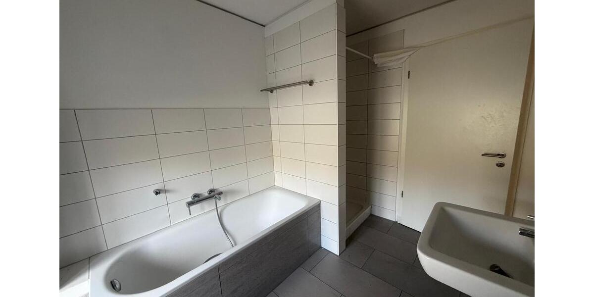 Etagenwohnung Dortmund Hörde - 2 Zimmer, 66 m&sup2;, 990&euro; | Angebot:26244935
