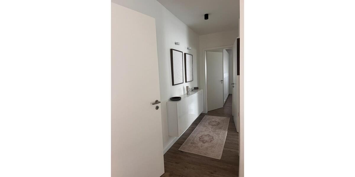 Etagenwohnung Kiel Gaarden-Ost - 3 Zimmer, 71 m&sup2;, 1.300&euro; | Angebot:26689434