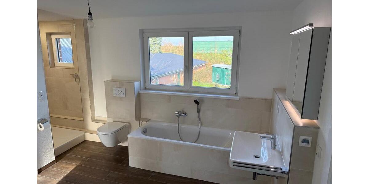 4-Zimmer-Wohnung, Erstbezug nach Sanierung auf dem Lande 4 zimmer