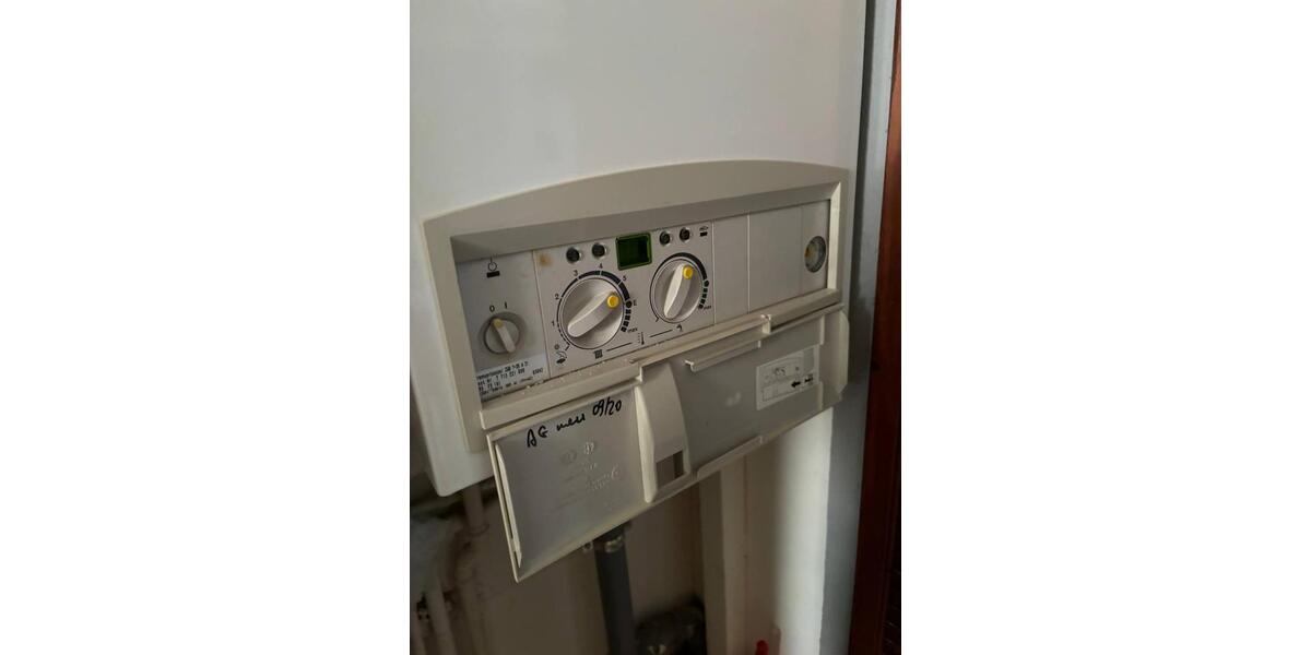 Dachgeschoßwohnung Oldenburg Ziegelhof - 3 Zimmer, 50 m&sup2;, 380&euro; | Angebot:24700955