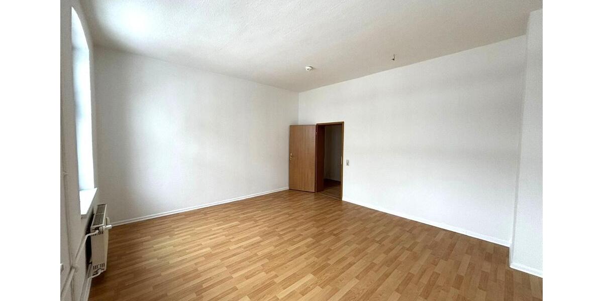 Etagenwohnung Forst (Lausitz) - 2 Zimmer, 48 m&sup2;, 335&euro; | Angebot:25056613