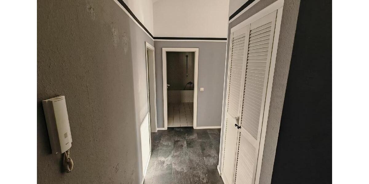 Dachgeschoßwohnung Sangerhausen - 3 Zimmer, 76 m&sup2;, 420&euro; | Angebot:24866471