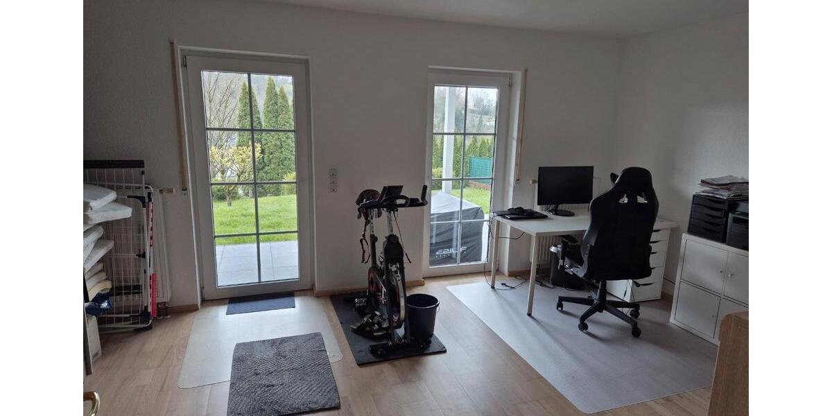 Doppelhaushälfte Engelskirchen - 4 Zimmer, 140 m&sup2;, 1.500&euro; | Angebot:26042793