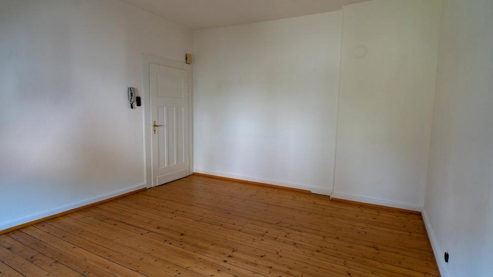Dachgeschoßwohnung Saarbrücken St. Arnual - 3 Zimmer, 80 m&sup2;, 980&euro; | Angebot:26236826