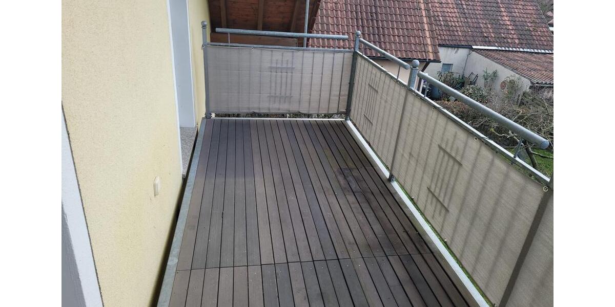 Dachgeschoßwohnung Iphofen - 3 Zimmer, 82 m&sup2;, 800&euro; | Angebot:26612632