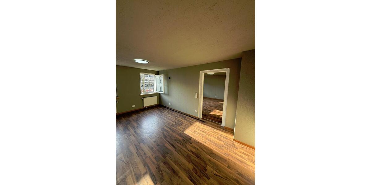 Etagenwohnung Gummersbach - 3 Zimmer, 98 m&sup2;, 950&euro; | Angebot:25478996