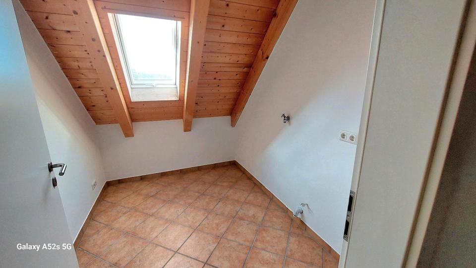 Dachgeschoßwohnung Schweitenkirchen - 4 Zimmer, 150 m&sup2;, 1.650&euro; | Angebot:26660080